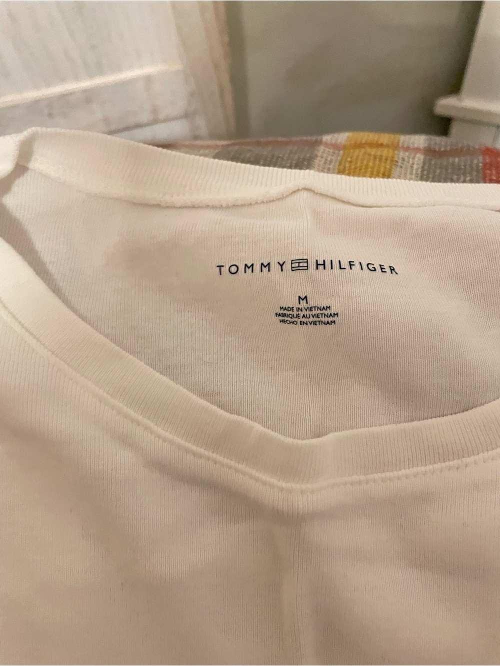 Tommy Hilfiger Women’s Long Sleeve V-Neck Tops - Black & White (Set) - Picture 2 of 3